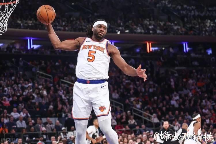 布里奇斯爆发41分文班空砍42+18 尼克斯险胜马刺