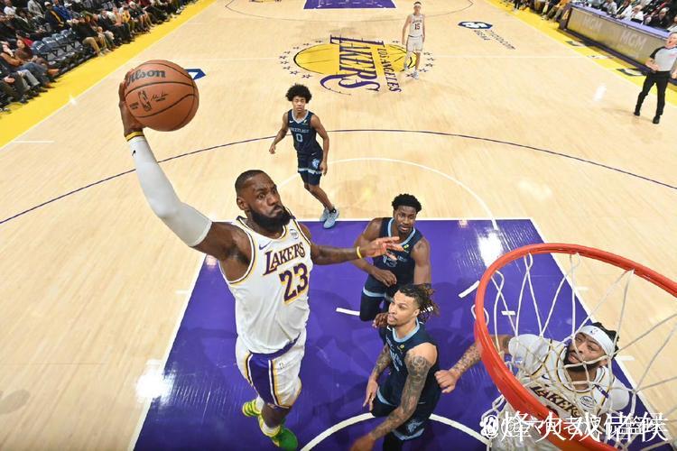 浓眉狂砍40+16詹姆斯送18+8+8 湖人终结灰熊4连胜